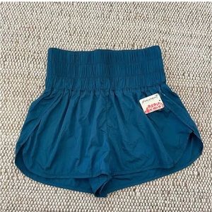 NWT FP movement the way home short